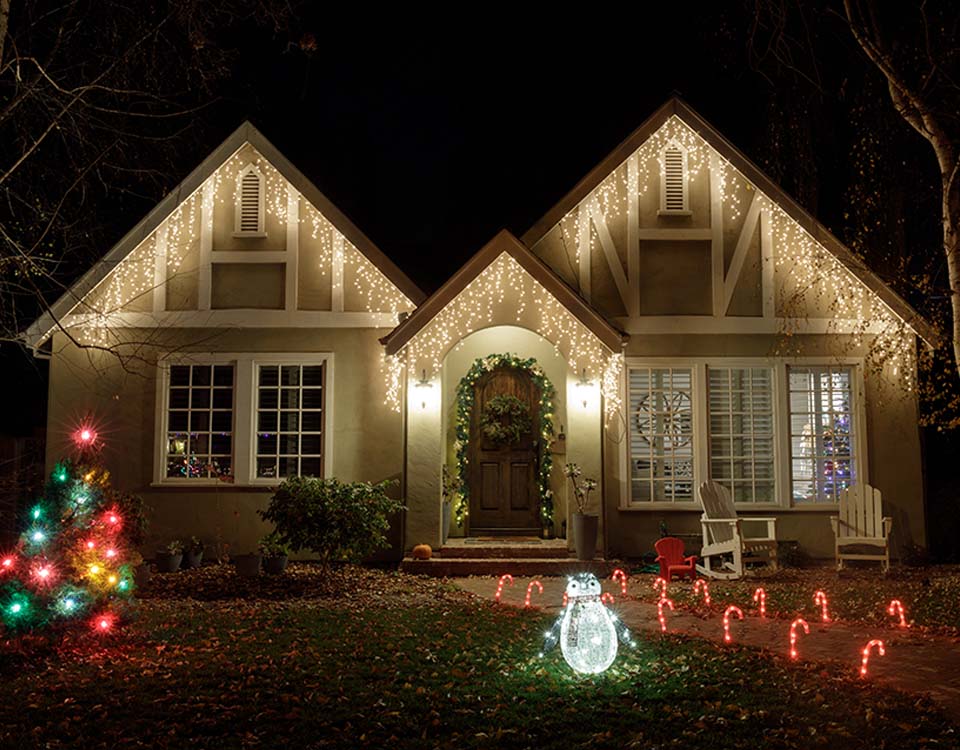 christmas light installation hamilton burlington